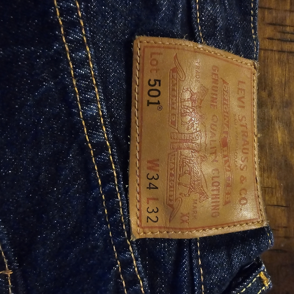 Levi's 501 (Big E) Original Fit Dark Wash NO Stretch 34x32 - Picture 4 of 10